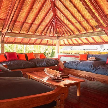 Puri Asu Resort Palau Asu Eksteriør billede